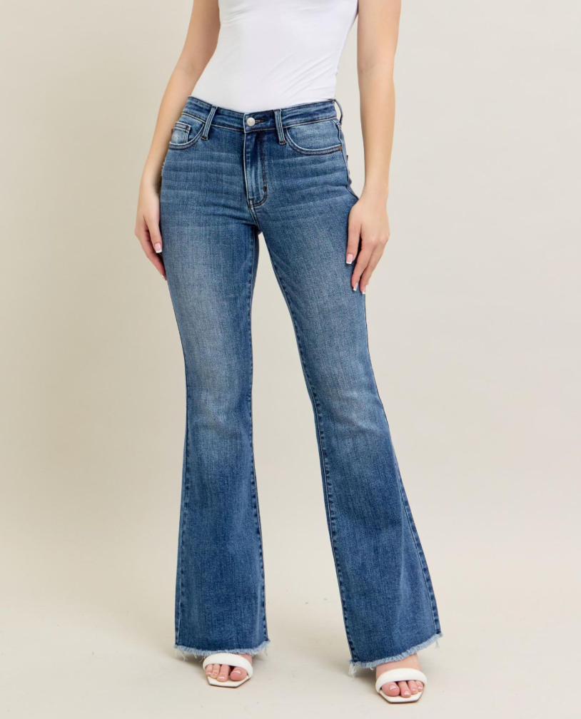 Judy Blue Medium Wash Flare