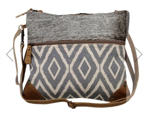 Minute Crossbody Bag